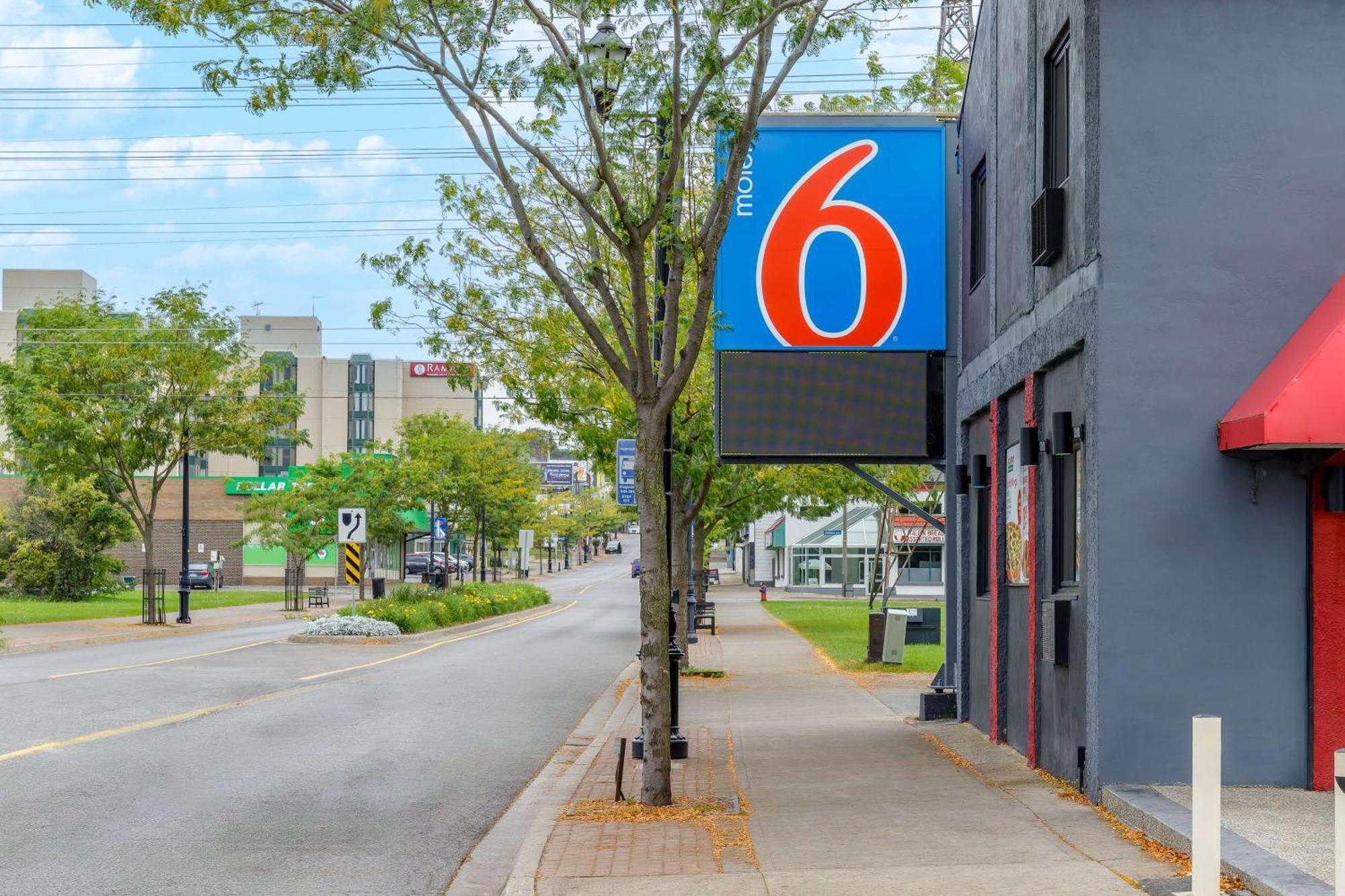 Motel 6 Niagara Falls, On Near The Falls Buitenkant foto